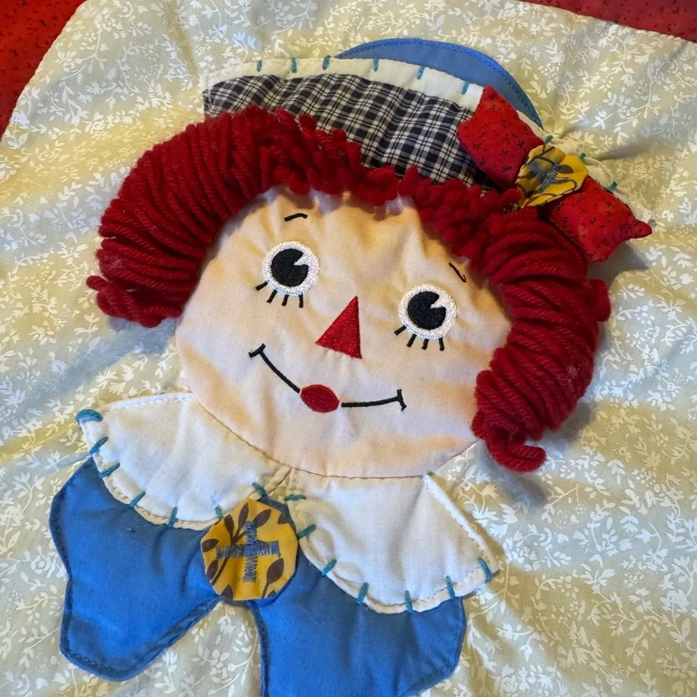 42x50” Handmade Raggedy Ann and Andy Quilt